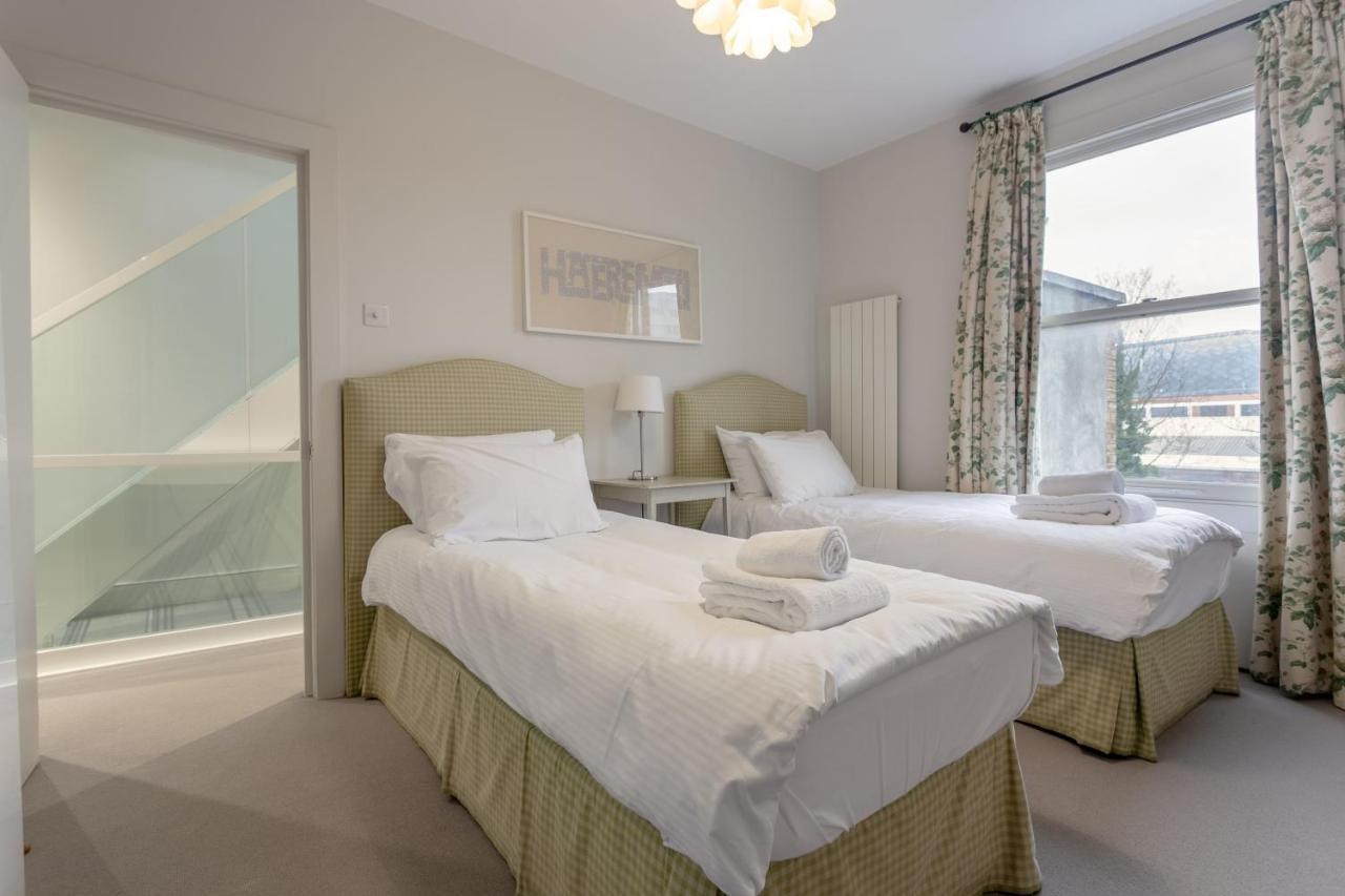 2 Bedroom Apartment Hammersmith Grove Sleeps 4 Londres Exterior foto