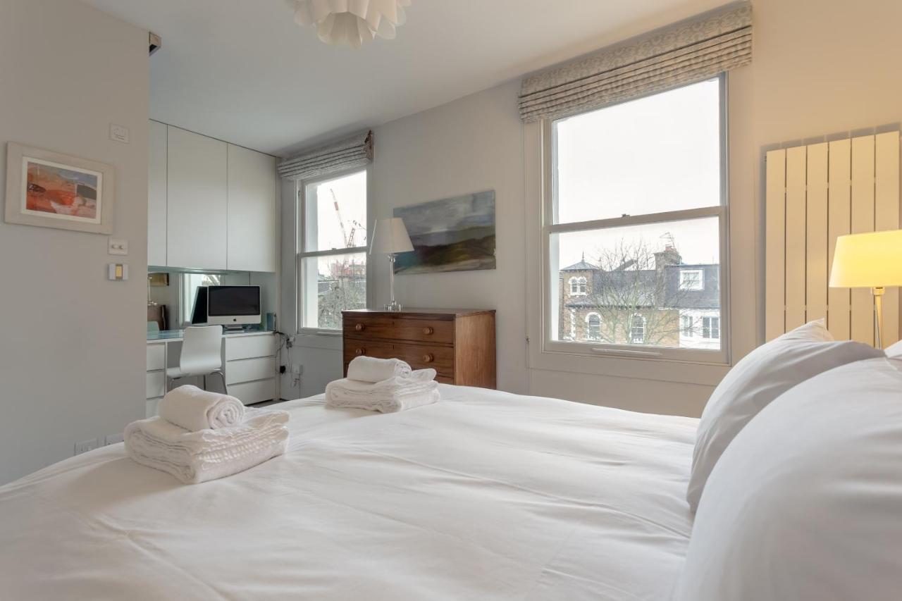 2 Bedroom Apartment Hammersmith Grove Sleeps 4 Londres Exterior foto